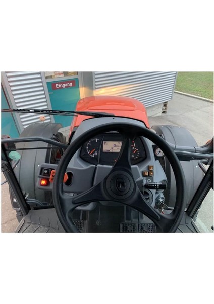 Kubota M5 112 Traktör Kabin Paspası