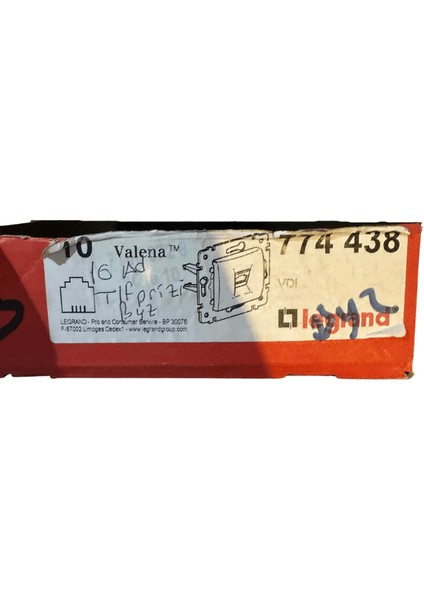 Valena 774438 RJ11 Tekli Telefon Prizi Beyaz Çerçeve Dahil
