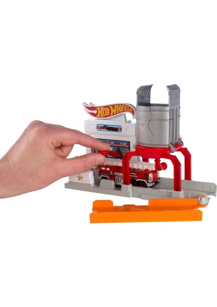 Hotwhells Hot Wheels Şehir Başlangıç Setleri Blaze Blast FJN36 modelleri