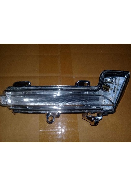 Ayna Sınyalı Sag / Skoda Octavıa 13 > / 5E0949102-