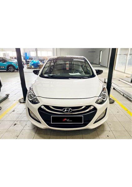 Hyundai I30 Batman Yarasa Ayna Kapağı Piano Black / 2012-2017