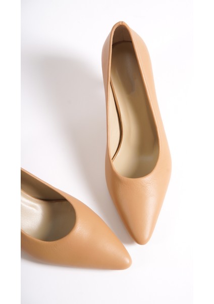 MBALM732BJ Hakiki Deri Bej 4 cm Kısa Topuklu Sivri Burun Kadın Stiletto&topuklu Ayakkabı