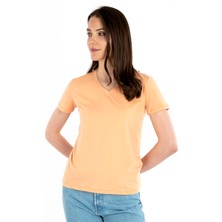 Story Of Basics V Yaka Kısa Kollu Kadın T-Shirt