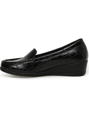 Polaris 165016.KZ3PR Siyah Kadın Loafer
