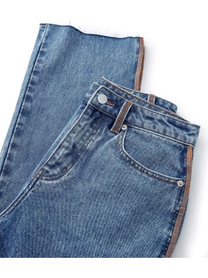 Twist Raw Edge Detaylı Jean Pantolon