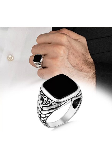 925 Ayar Gümüş Dikdörtgen Siyah Oniks Taşlı Sade Erkek Yüzük