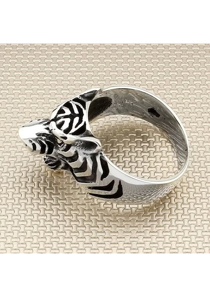 925 Ayar Gümüş Kükreyen Kaplan Motifli Taşsız Erkek Yüzük fiyatları