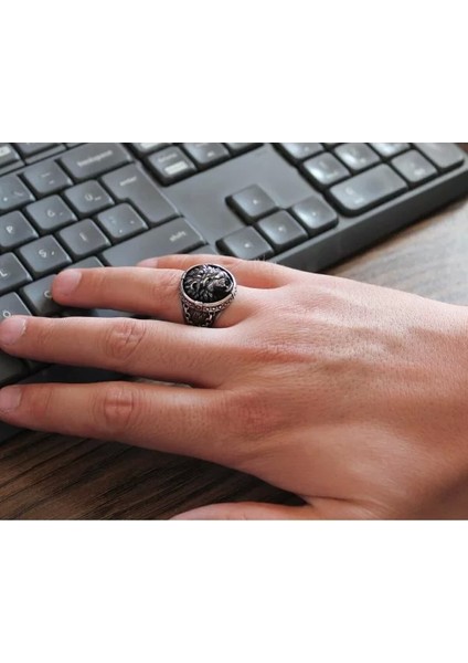 925 Ayar Gümüş Zincir Işlemeli 3 Boyutlu Aslan Kafası Erkek Yüzük modelleri