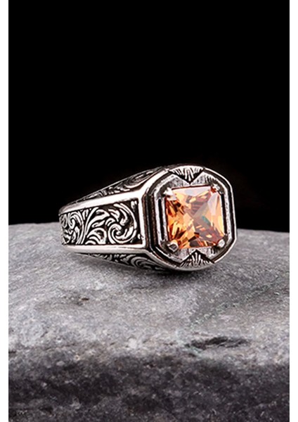 925 Ayar Gümüş Kalem Işlemeli Motif Zirkon Taşlı Erkek Yüzük Silver