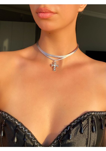 Gümüş Ipli Zirkon Taşlı Haç Choker fiyatları