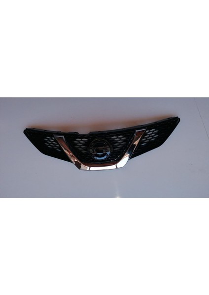 Parçabul Panjur Qashqai 14-16 Ön (Kameralı Tip) 62310-4EA0B