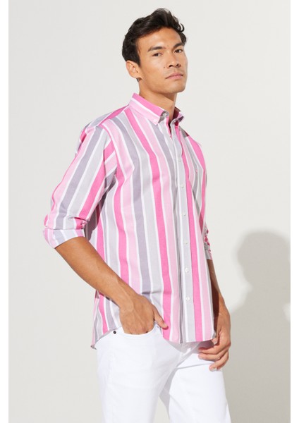 Erkek Gri-Pembe Comfort Fit Rahat Kesim Düğmeli Yaka Çizgili Pamuklu Gömlek modelleri