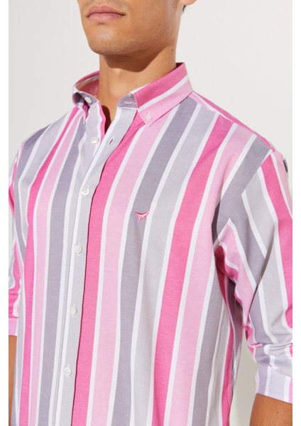 Erkek Gri-Pembe Comfort Fit Rahat Kesim Düğmeli Yaka Çizgili Pamuklu Gömlek indirimleri