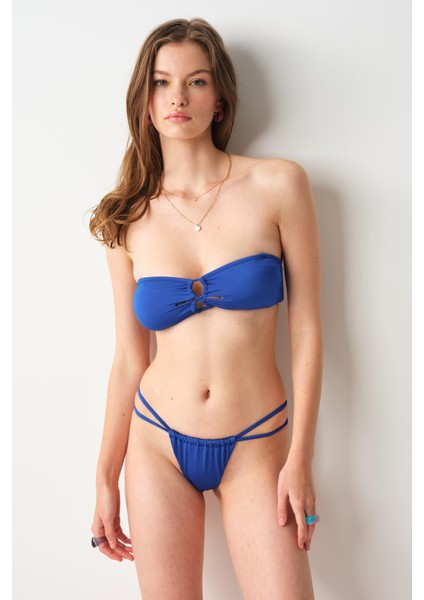 Berta Bantlı String Bikini Tek Alt Saks 239206 fırsatları