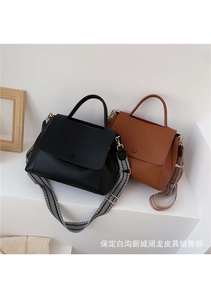 Sade ve Çok Yönlü Düz Renk Postacı Çantası (Yurt Dışından) indirimleri