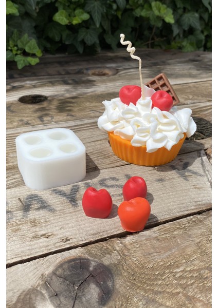Kiraz Dörtlü Mum Kalıbı ( Silikon ) ( 2,5 x 2 x 1,8 cm ) ( Küçük Süsleme Kalıbı) 1 Adet