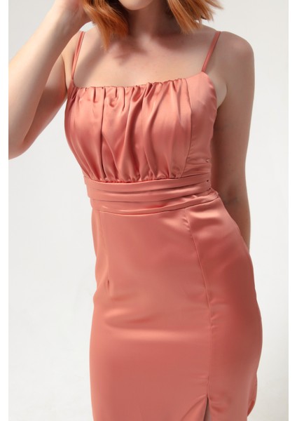 Kadın Somon Ince Askılı Yırtmaçlı Midi Saten Abiye Elbise fırsatları