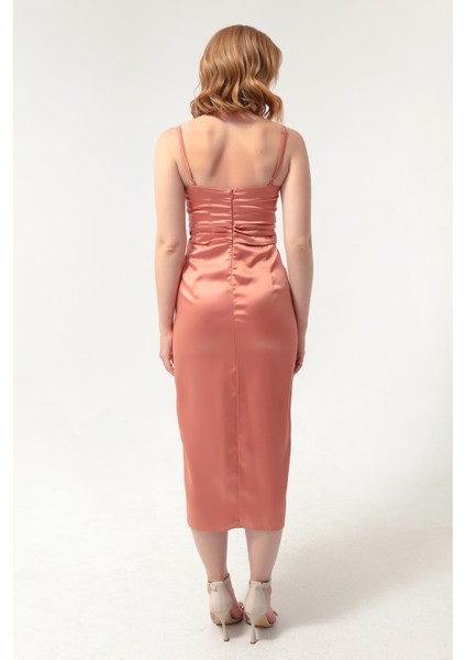 Kadın Somon Ince Askılı Yırtmaçlı Midi Saten Abiye Elbise indirimleri