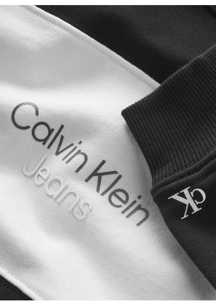 Calvin Klein Düz Erkek Çocuk Siyah Sweatshırt IB0IB01691BEH