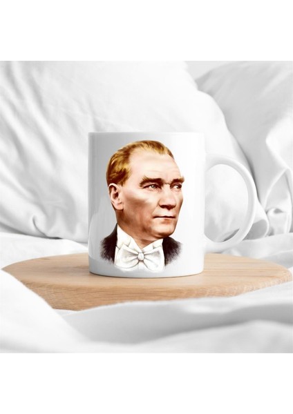 Kişiye Özel Mustafa Kemal Atatürk Resimli Kupa Bardak ve Kalem Hediye Seti