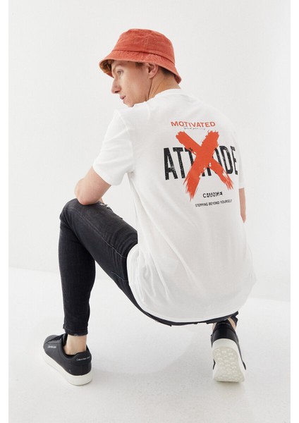 Attitude Motivated Baskılı Bisiklet Yaka Regular Fit Tişört Ekru indirimleri