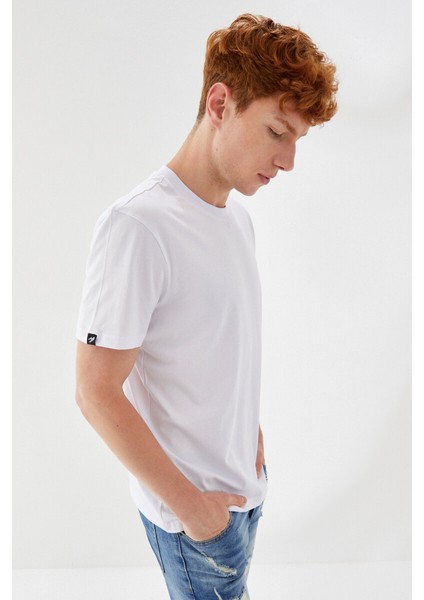 Subliminal Ny City Baskılı Bisiklet Yaka Regular Fit Tişört Beyaz modelleri