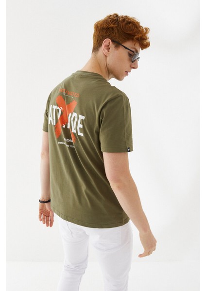 Attitude Motivated Baskılı Bisiklet Yaka Regular Fit Tişört Haki fırsatları