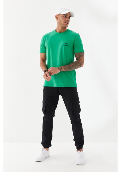 Göğüs Ruber Baskı Düz Desen Bisiklet Yaka Regular Fit Tişört Benetton Yeşili fiyatları