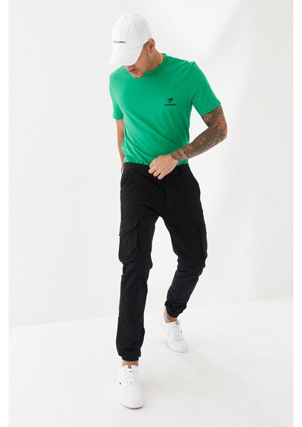 Göğüs Ruber Baskı Düz Desen Bisiklet Yaka Regular Fit Tişört Benetton Yeşili indirimleri