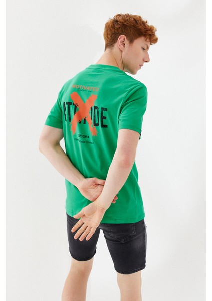 Attitude Motivated Baskılı Bisiklet Yaka Regular Fit Tişört Benetton Yeşili