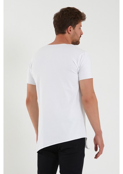 Asimetrik Açık Yaka T-Shirt indirimleri