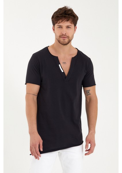 Asimetrik V Yaka T-Shirt modelleri