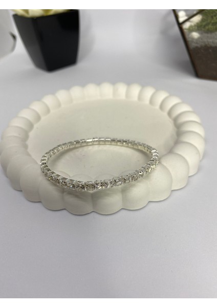 Zirkon Taşlı Esnek Su Yolu Silver Bileklik fırsatları