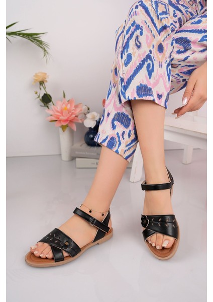 Papatya Model Siyah Kadın Sandalet