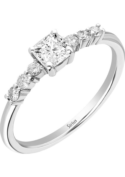 Pırlanta ve Prenses Kesim Beyaz Topaz Taşlı Yüzük 0442R0021