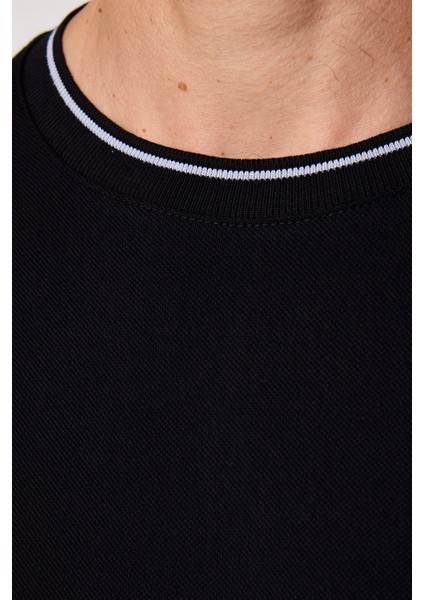 Erkek Bisiklet Yaka Slim Fit Pamuk Pike Siyahtişört