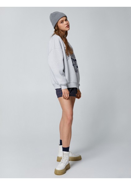 Oversize Kolej Sweatshirt Polo Yaka Baskılı fiyatları