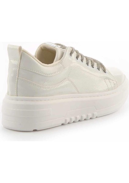 Beyaz Kırışık Rugan Kadın Sneaker K01345016008 modelleri