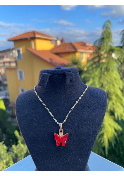 Kırmızı Parıltılı Kelebek Kolye