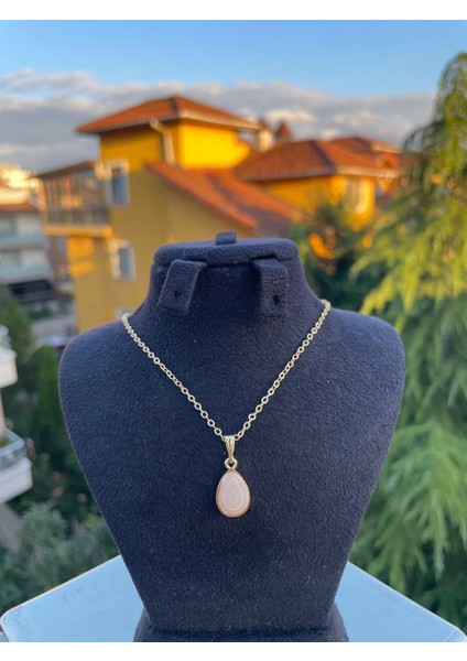 Beyaz Taşlı Kolye