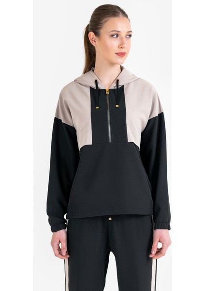 Siyah Kadın Yarım Fermuarlı Kapüşonlu Sweatshirt 23N-2106