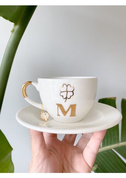 24K Altın Yaldızlı Yonca Küpeli Porselen Nescafe Fincanı - M Harfi -