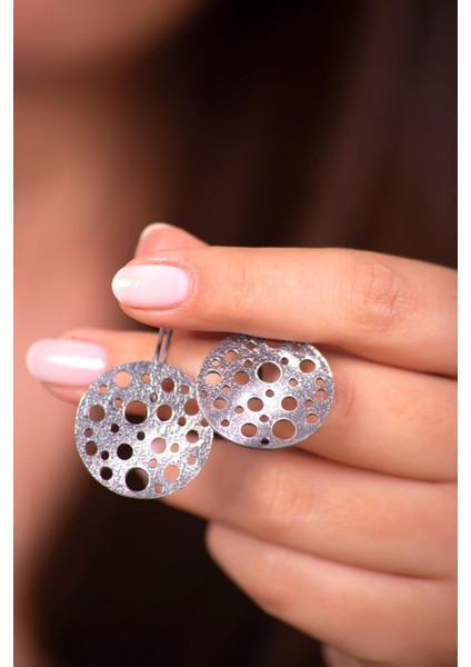 Gubo Antik Tasarım Elişi Gümüş Küpe 4063 fiyatları