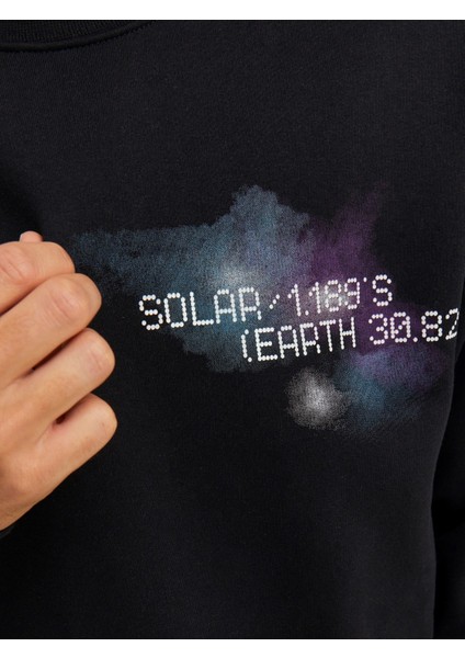 Erkek Ön Arka Baskılı Bisiklet Yaka Sweatshirt 12242181 fırsatları