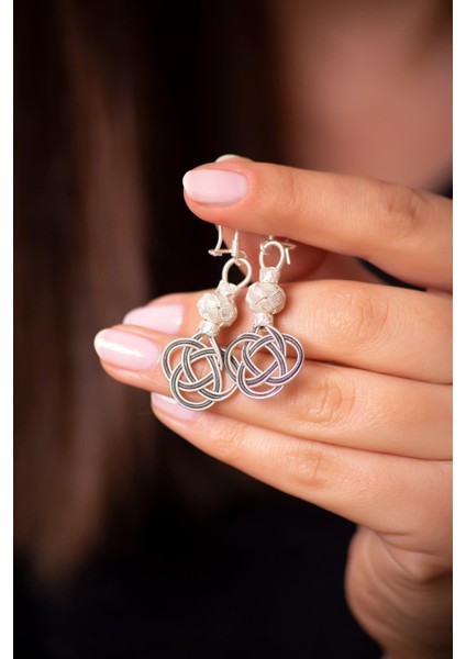 Kazaziye İşlemeli Tasarım Elişi Gümüş Küpe 4227 fiyatları