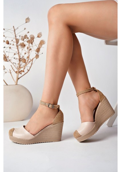 Dolgu Topuk Hasır Krem Cilt Karnıyarık Ayakkabı fiyatları