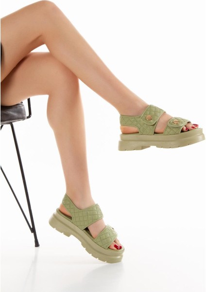 Dolgulu Çift Bant Kadın Sandalet modelleri