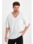 Cep Detaylı V Yaka Süper Oversize T-Shirt 1