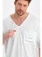 Cep Detaylı V Yaka Süper Oversize T-Shirt 5