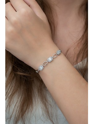 Nereze 925 Ayar Asansörlü 3'lü Baget Tektaş Kadın Gümüş Bileklik